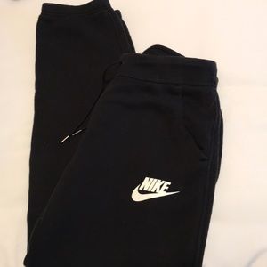 Nike joggers